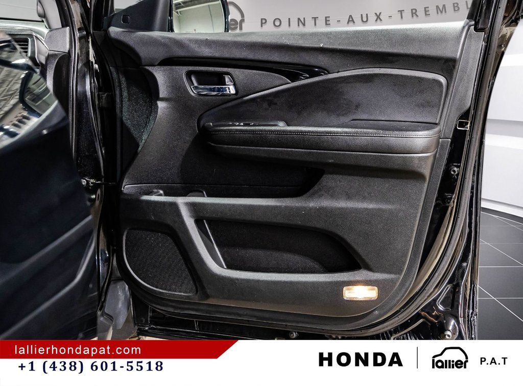 2021 Honda Pilot Touring 8-Passenger in Montreal, Quebec - 19 - w1024h768px