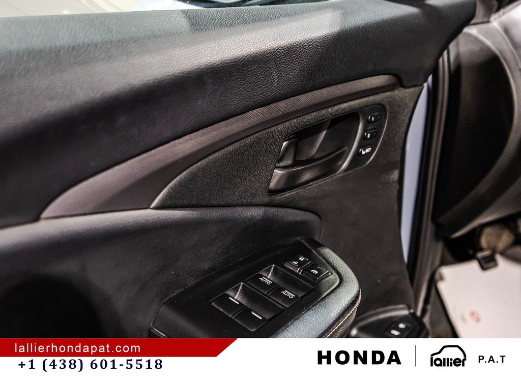 2022 Honda Pilot TrailSport in Montreal, Quebec - 12 - w1024h768px