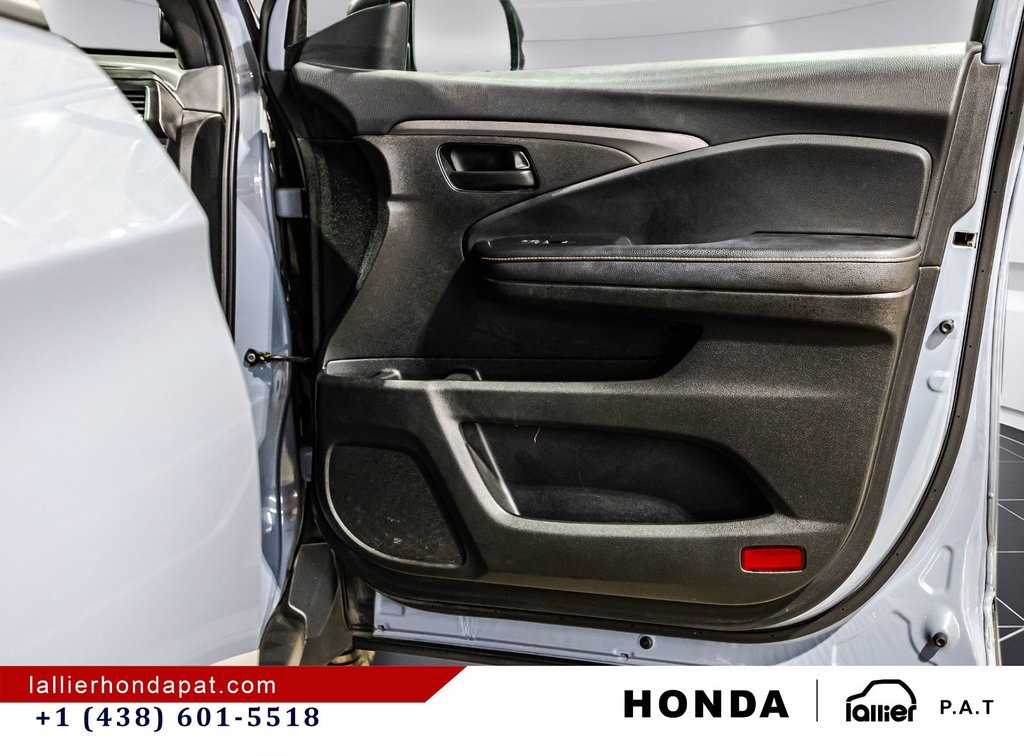 2022 Honda Pilot TrailSport in Montreal, Quebec - 18 - w1024h768px