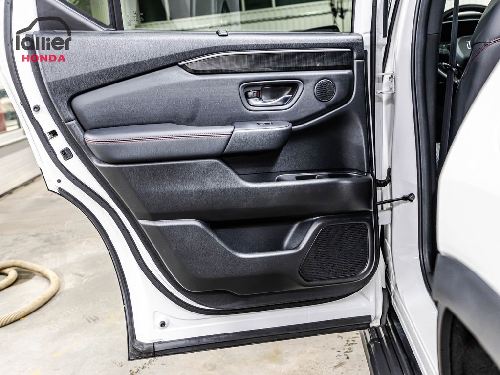 2025 Honda Pilot BLACK EDITION in , Quebec - 12 - w1024h768px