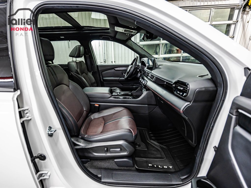 2025 Honda Pilot BLACK EDITION in , Quebec - 18 - w1024h768px