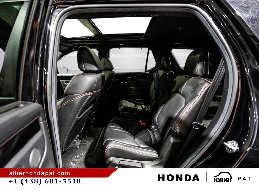 2025 Honda Pilot TrailSport in Montreal, Quebec - 13 - w1024h768px