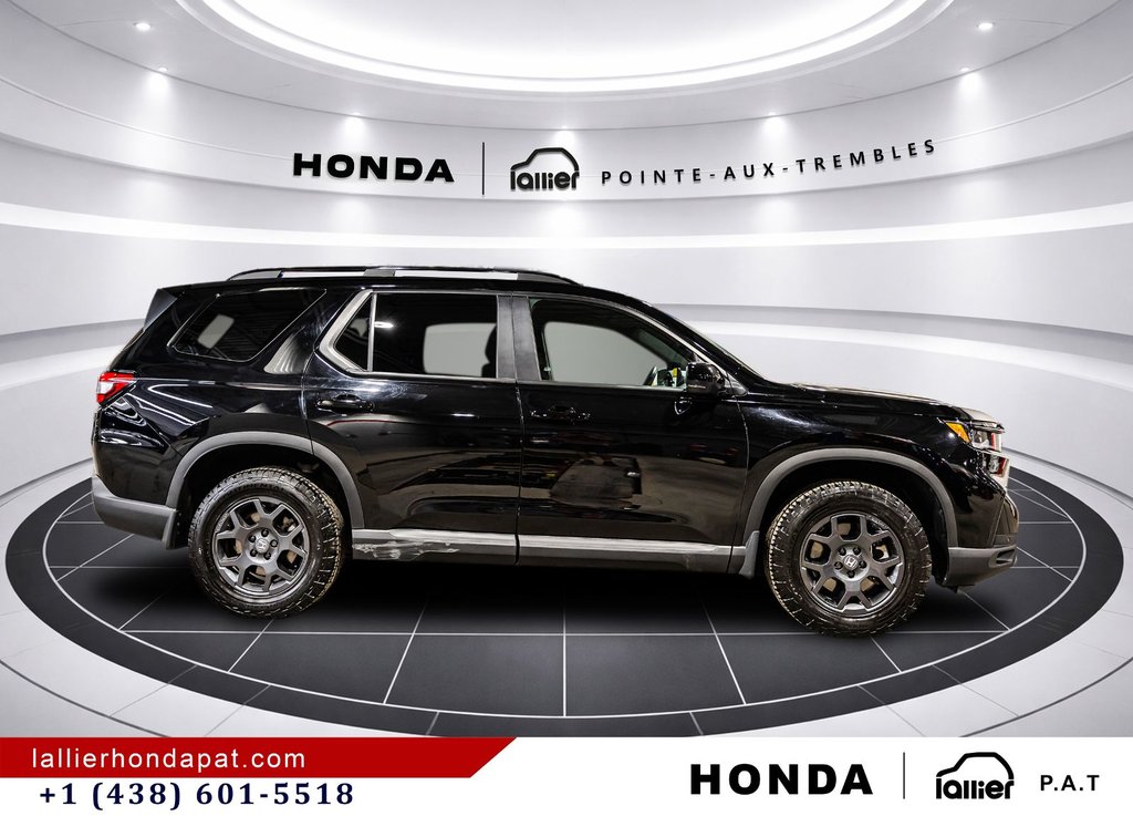 2025 Honda Pilot TrailSport in Montreal, Quebec - 8 - w1024h768px