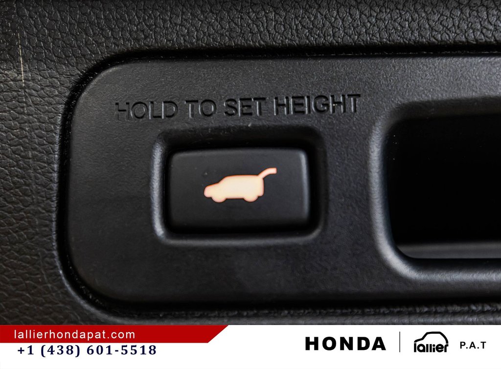 2025 Honda Pilot TrailSport in Montreal, Quebec - 15 - w1024h768px