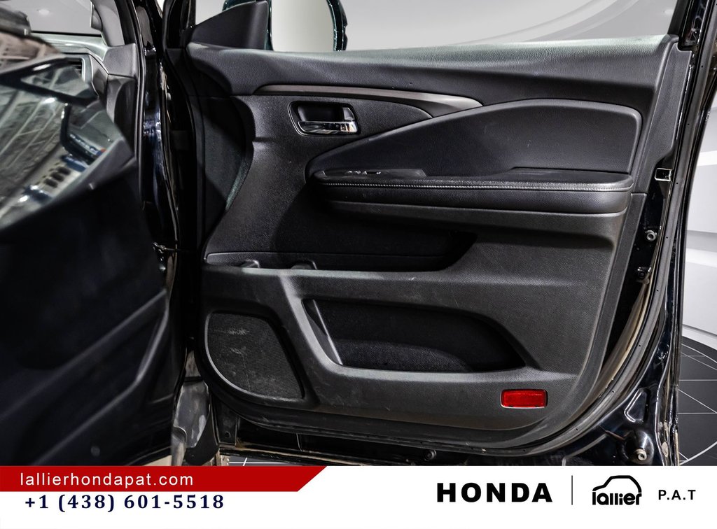 2018 Honda Ridgeline Sport in Montréal, Quebec - 17 - w1024h768px