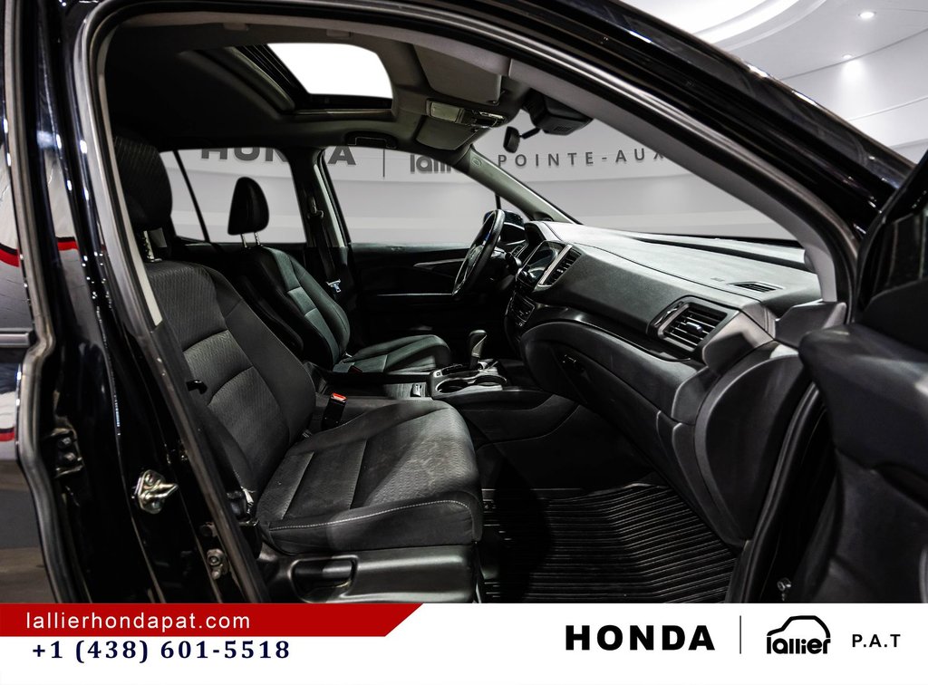 2018 Honda Ridgeline Sport in Montréal, Quebec - 18 - w1024h768px