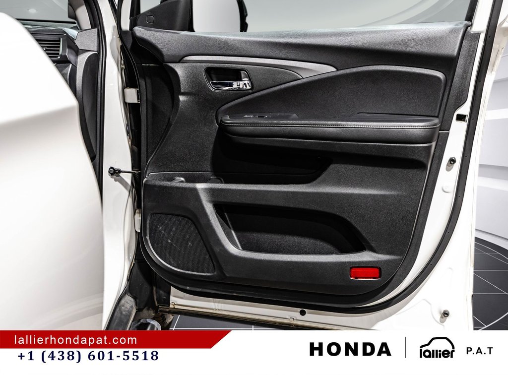 2023 Honda Ridgeline Sport in Montreal, Quebec - 17 - w1024h768px