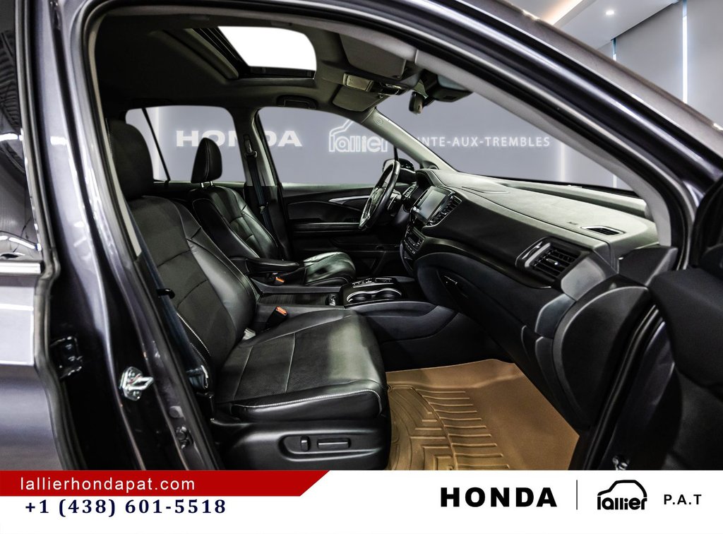 2023 Honda Ridgeline Touring in Montreal, Quebec - 18 - w1024h768px