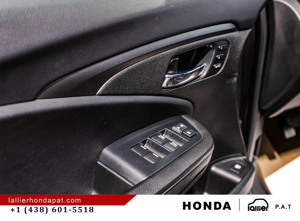 2023 Honda Ridgeline Touring in Montreal, Quebec - 12 - w1024h768px