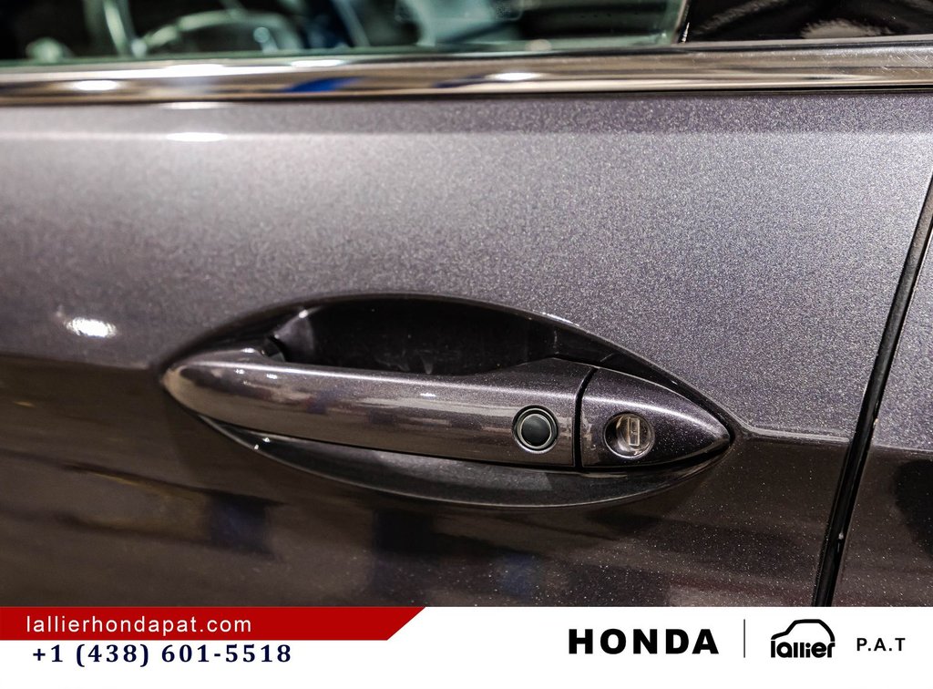 2023 Honda Ridgeline Touring in Montreal, Quebec - 11 - w1024h768px