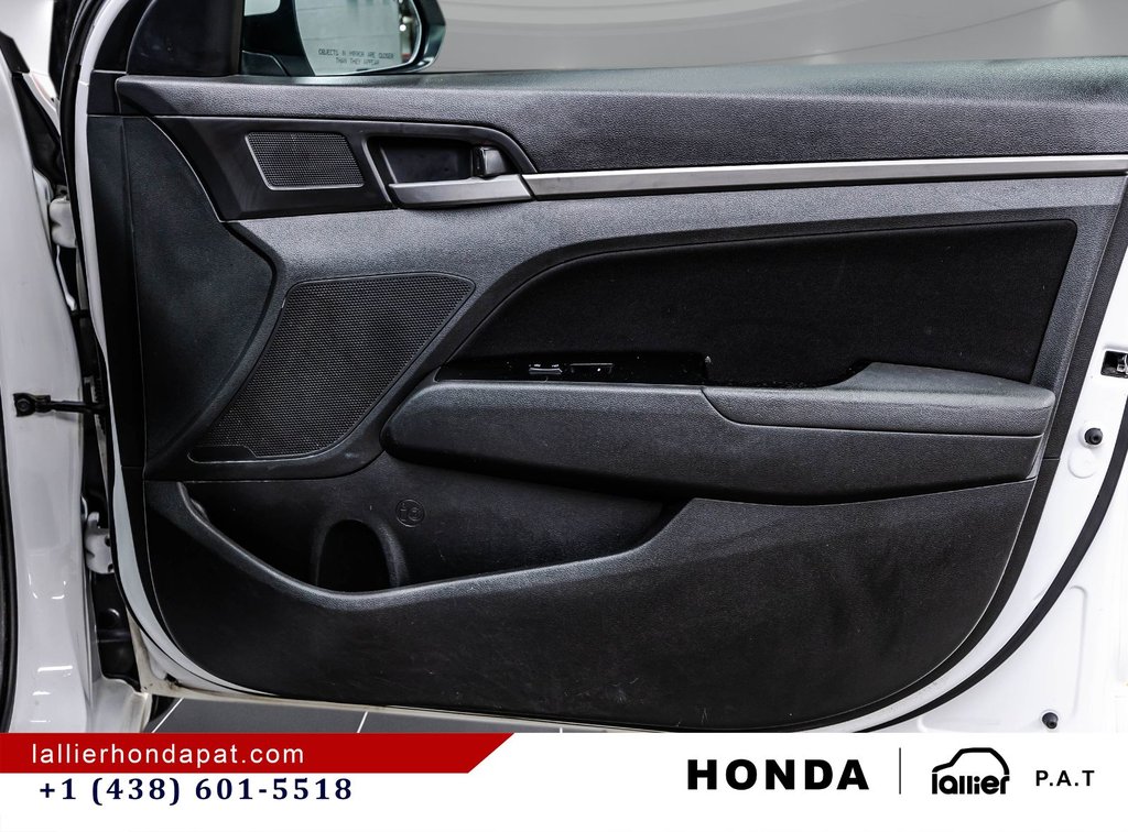 Hyundai Elantra GL 2017 à Montréal, Québec - 14 - w1024h768px