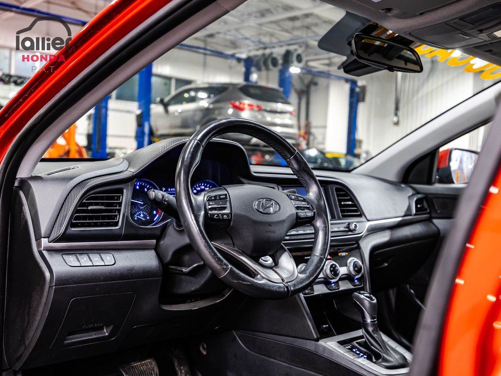 2019 Hyundai Elantra Preferred JAMAIS ACCIDENTÉ in Montreal, Quebec - 21 - w1024h768px