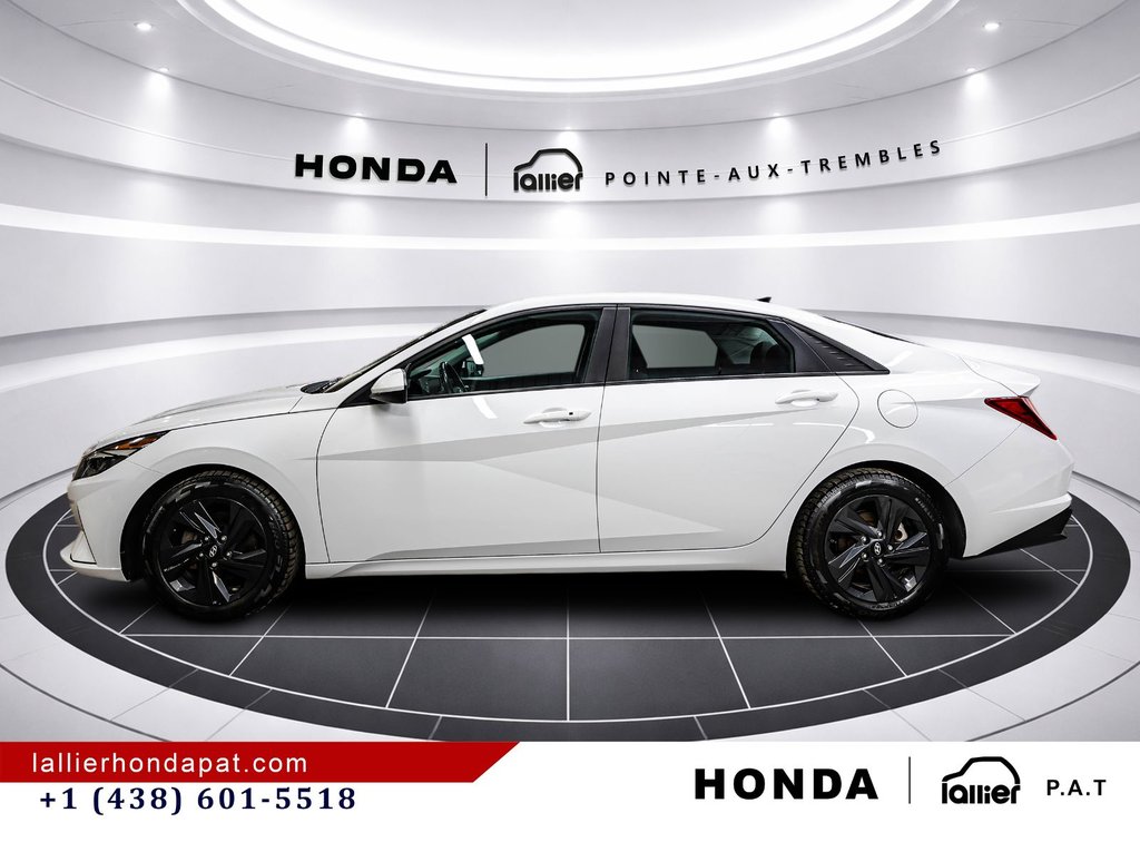 2022 Hyundai Elantra Preferred in Montreal, Quebec - 4 - w1024h768px