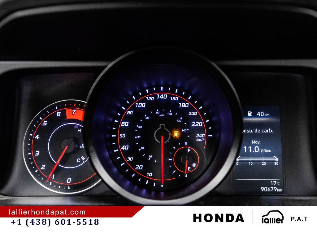 2022 Hyundai Elantra Preferred in Montreal, Quebec - 22 - w1024h768px