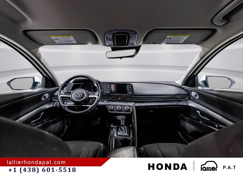 2022 Hyundai Elantra Preferred in Montreal, Quebec - 14 - w1024h768px