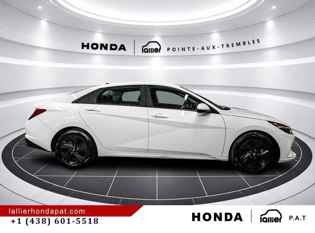 2022 Hyundai Elantra Preferred in Montreal, Quebec - 8 - w1024h768px