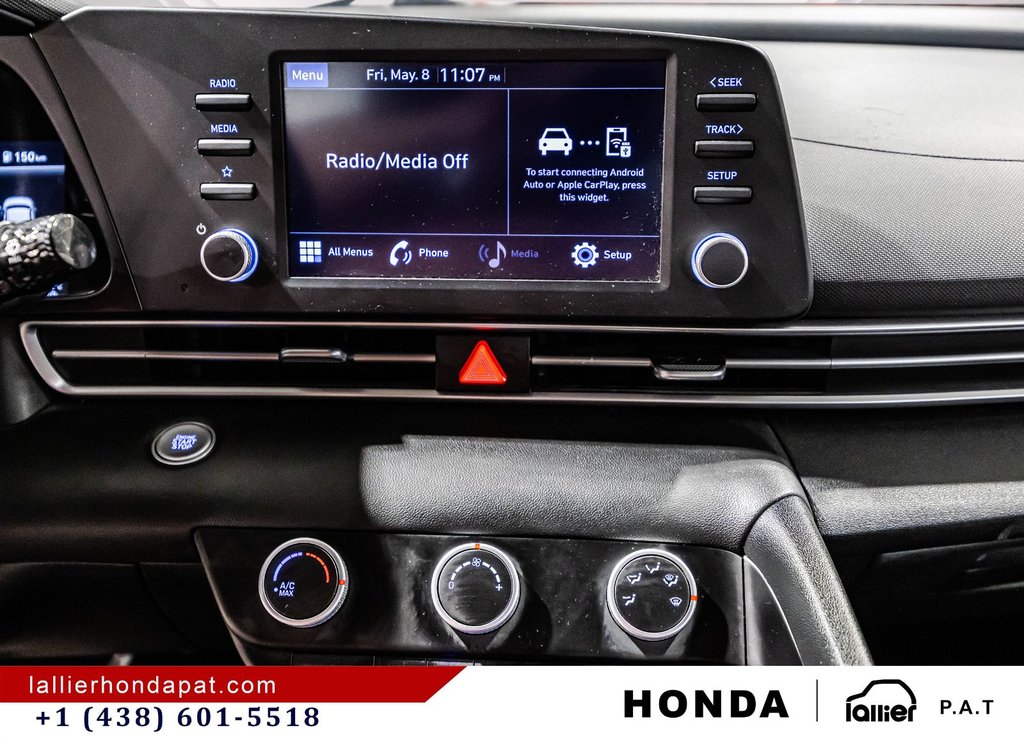 2023 Hyundai Elantra Preferred in Montreal, Quebec - 24 - w1024h768px