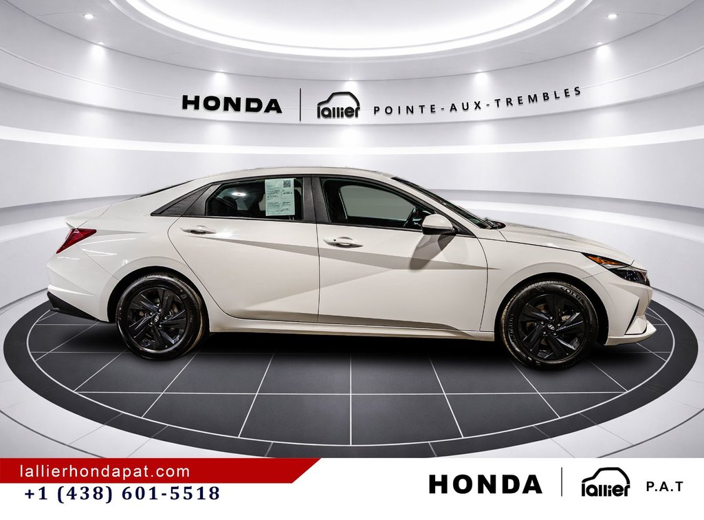 2023 Hyundai Elantra Preferred in Montreal, Quebec - 8 - w1024h768px