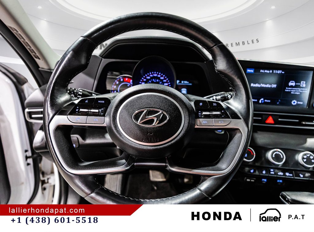 2023 Hyundai Elantra Preferred in Montreal, Quebec - 22 - w1024h768px