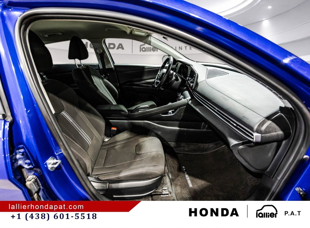 2023 Hyundai Elantra Preferred in Montreal, Quebec - 18 - w1024h768px