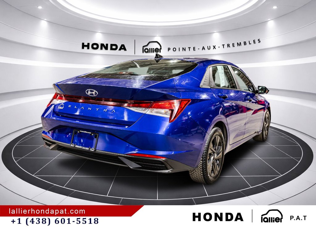 2023 Hyundai Elantra Preferred in Montreal, Quebec - 7 - w1024h768px