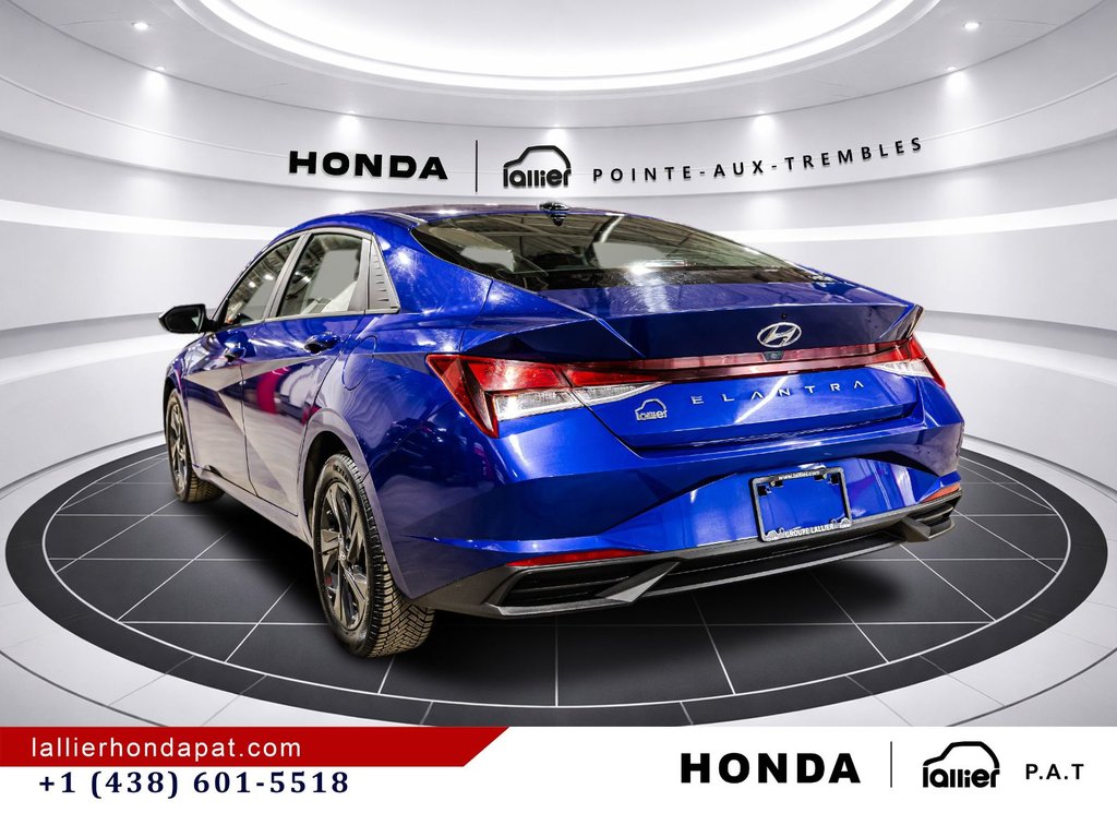 2023 Hyundai Elantra Preferred in Montreal, Quebec - 5 - w1024h768px