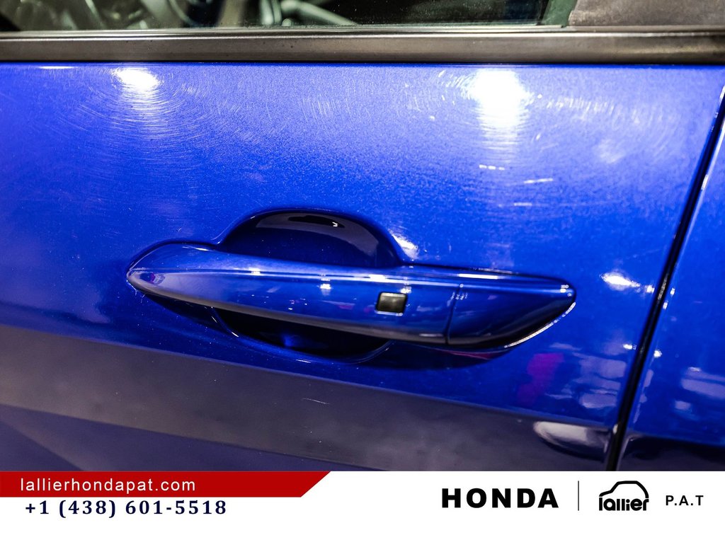 2023 Hyundai Elantra Preferred in Montreal, Quebec - 11 - w1024h768px