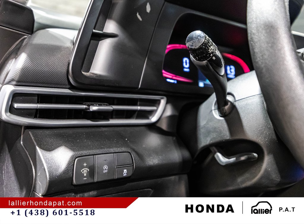 2025 Hyundai Elantra Essential in Montreal, Quebec - 20 - w1024h768px