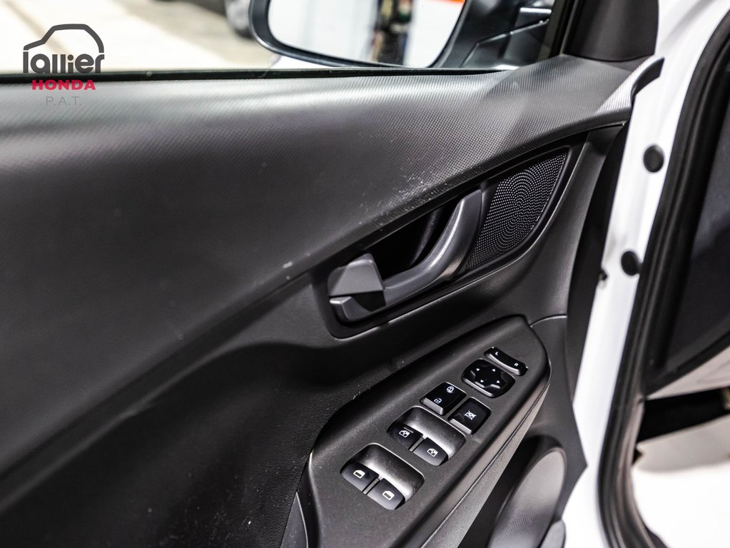 Hyundai Kona Preferred 2021 à Montréal, Québec - 12 - w1024h768px