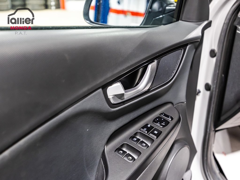 Hyundai Kona Preferred 1 ROPRIO JAMAIS ACCIDENTÉ 2023 à Montréal, Québec - 12 - w1024h768px