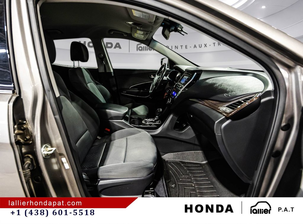 Hyundai Santa Fe Sport Premium 2018 à Montréal, Québec - 18 - w1024h768px