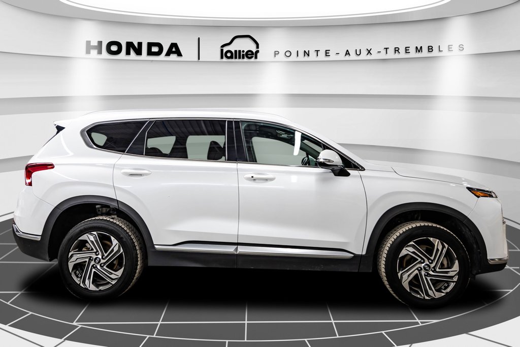 2022  Santa Fe Preferred AWD in Montreal, Quebec - 8 - w1024h768px