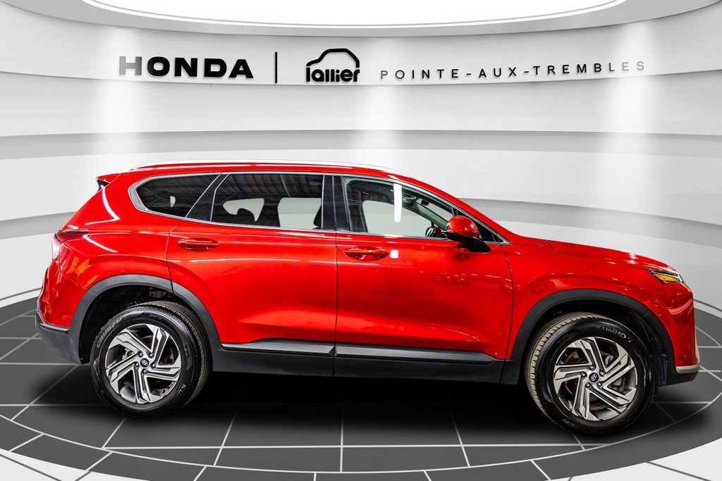 2022 Hyundai Santa Fe Essential AWD 1PROPRIO in , Quebec - 8 - w1024h768px