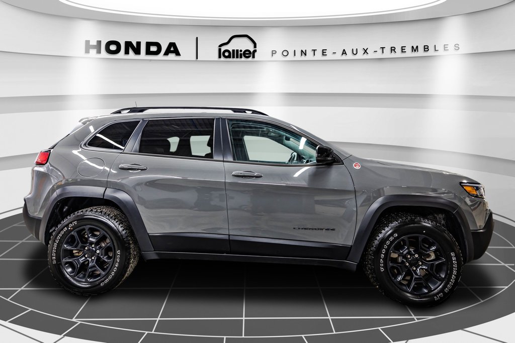 2022 Jeep Cherokee Trailhawk Elite 9 800 km 4500 lb de remorquage in Montreal, Quebec - 8 - w1024h768px