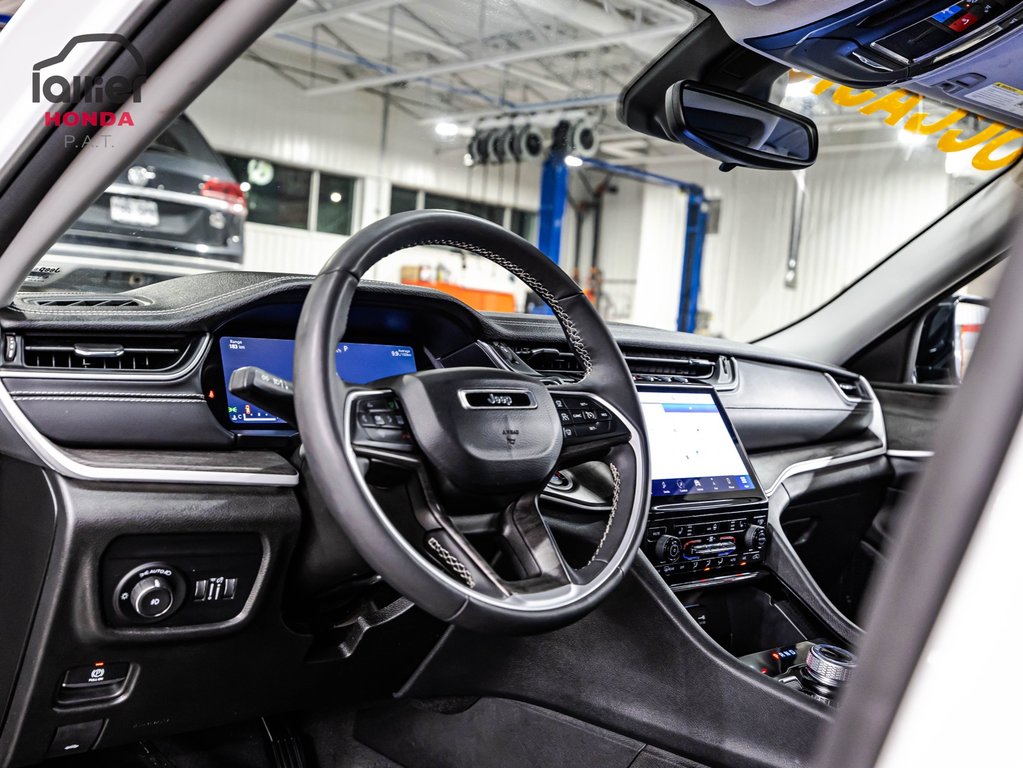 Grand Cherokee Limited  V6 JAMAIS ACCIDENTÉ 2023 à Lachenaie, Québec - 20 - w1024h768px