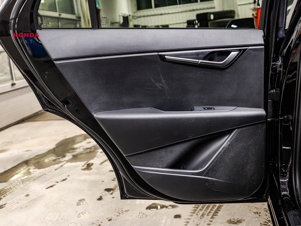 Kia Niro EV Premium 2023 à Montréal, Québec - 13 - w1024h768px