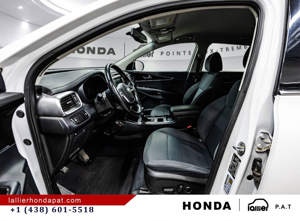 2019 Kia Sorento LX in Montreal, Quebec - 19 - w1024h768px