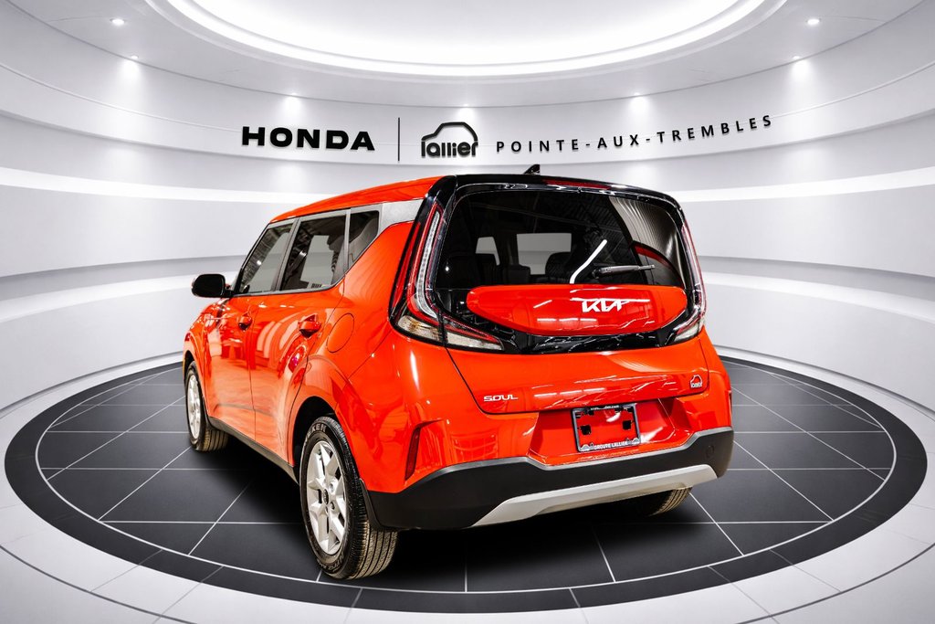 Kia Soul EX 2023 à Montréal, Québec - 5 - w1024h768px