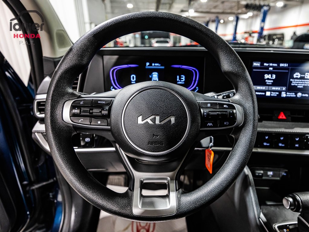 2025 Kia Sportage LX AWD in Montreal, Quebec - 21 - w1024h768px