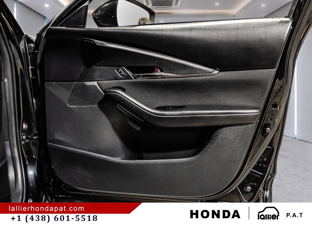 Mazda CX-30 GS 2023 à Montréal, Québec - 16 - w1024h768px