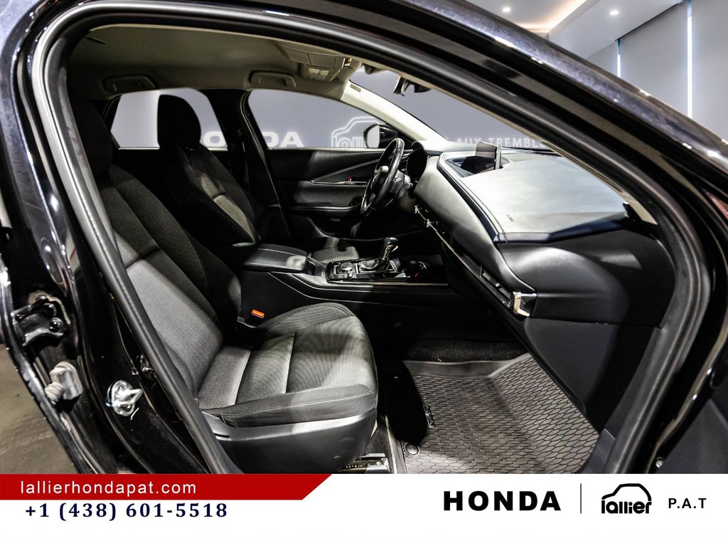 Mazda CX-30 GS 2023 à Montréal, Québec - 17 - w1024h768px