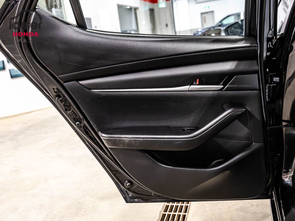 Mazda 3 Sport GX 2024 à Montréal, Québec - 12 - w1024h768px