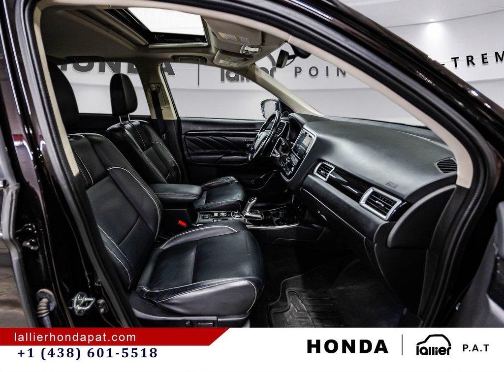 Mitsubishi Outlander PHEV GT 2018 à Montréal, Québec - 18 - w1024h768px