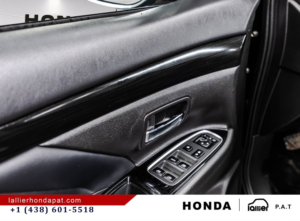 Mitsubishi Outlander PHEV GT 2018 à Montréal, Québec - 12 - w1024h768px