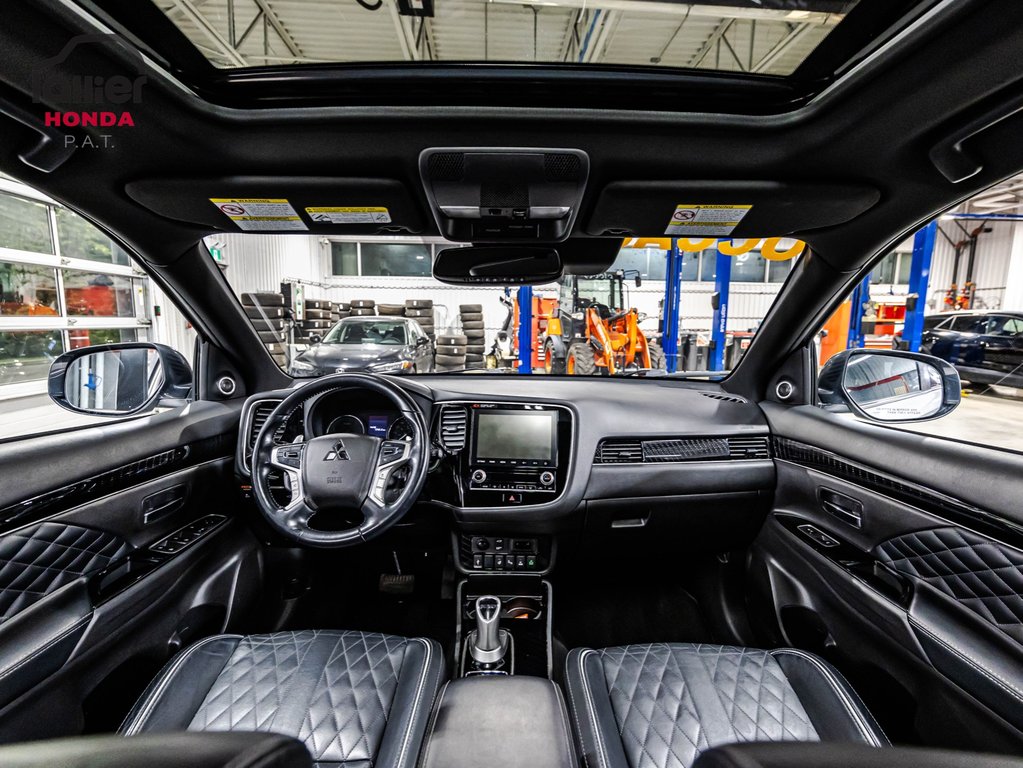 2020 Mitsubishi OUTLANDER PHEV SEL HYBRIDE BRANCHABLE ECONOMIE ET DISTANCE in Montreal, Quebec - 15 - w1024h768px