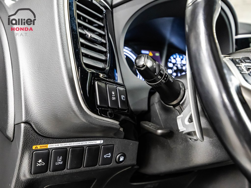2020 Mitsubishi OUTLANDER PHEV SEL HYBRIDE BRANCHABLE ECONOMIE ET DISTANCE in Montreal, Quebec - 23 - w1024h768px