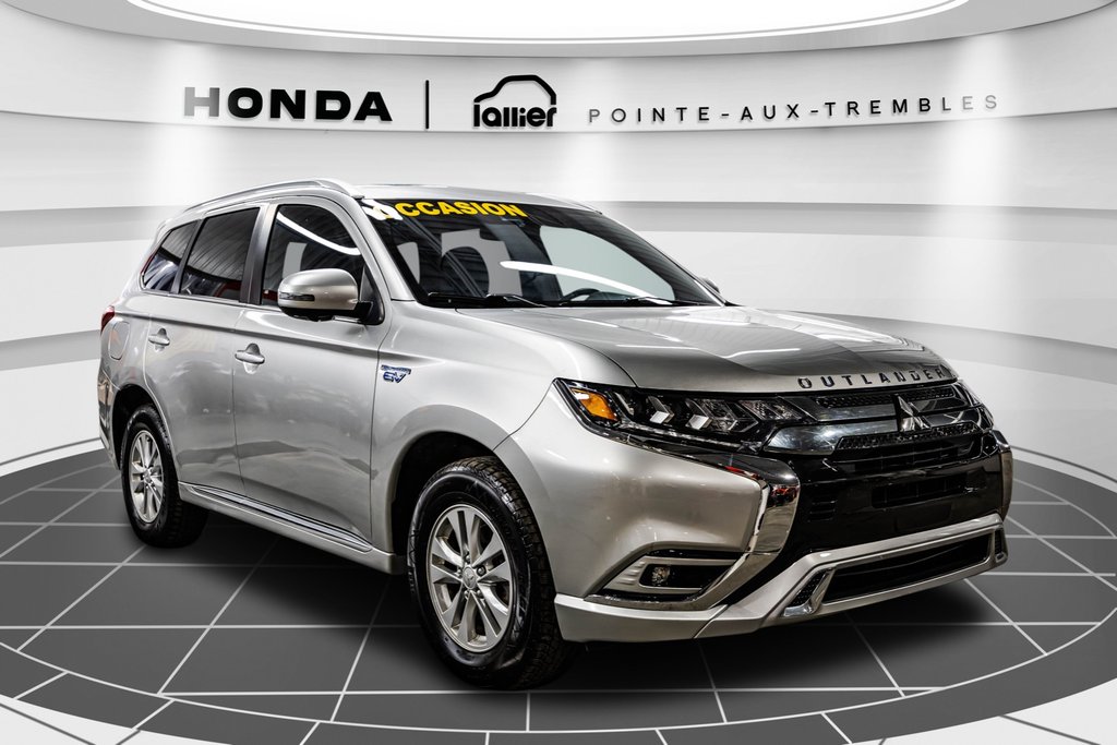 2020 Mitsubishi OUTLANDER PHEV SEL HYBRIDE BRANCHABLE ECONOMIE ET DISTANCE in Montreal, Quebec - 9 - w1024h768px