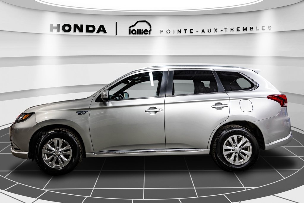 2020 Mitsubishi OUTLANDER PHEV SEL HYBRIDE BRANCHABLE ECONOMIE ET DISTANCE in Montreal, Quebec - 4 - w1024h768px