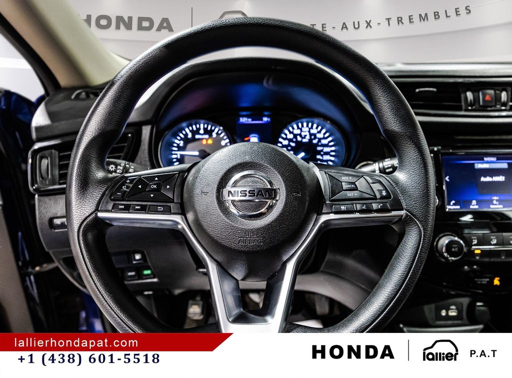 2020 Nissan Rogue SV in Montreal, Quebec - 22 - w1024h768px