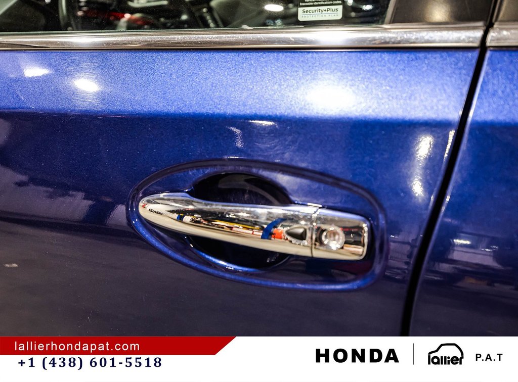 2020 Nissan Rogue SV in Montreal, Quebec - 11 - w1024h768px